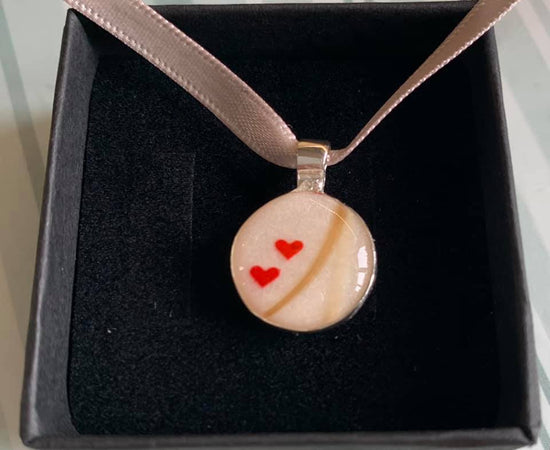 Handcrafted Ashes & Photo Memorial Jewellery UK – Featherlings