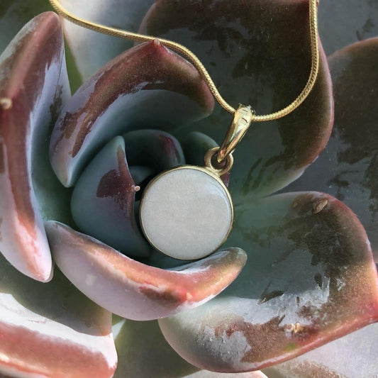 10mm 9ct gold round pendant