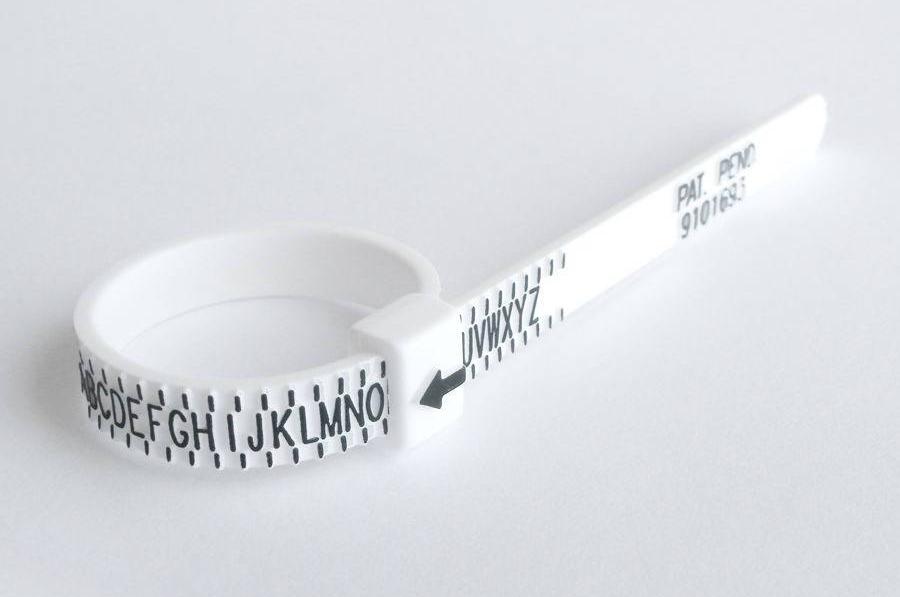 Plastic ring sizer