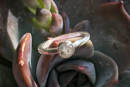 Single twist band - sterling silver